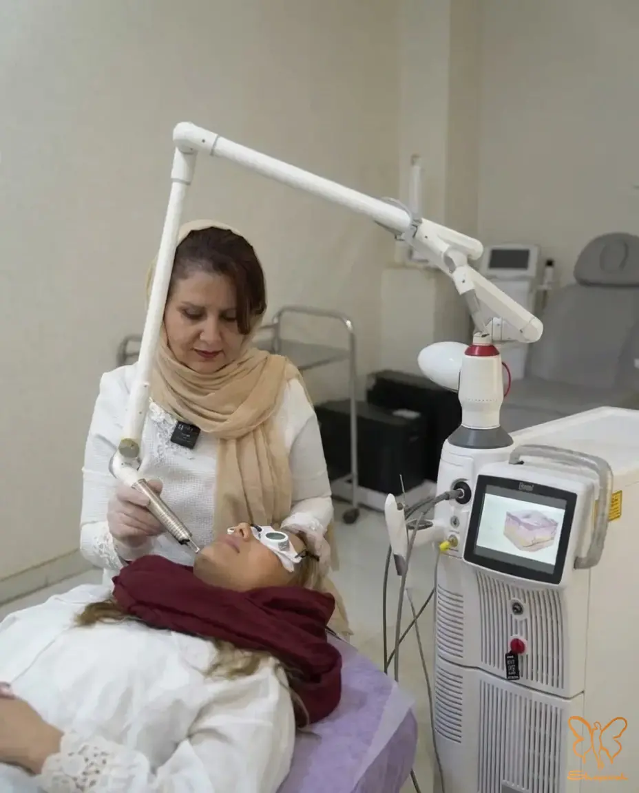 طول موج ErYAG 2940 نانومتر دقت بالا برای درمانهای سطحی پوست طول موج ErYAG 2940 نانومتر دقت بالا برای درمانهای سطحی پوست