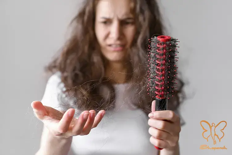 نشانه های کمبود آهن در موها