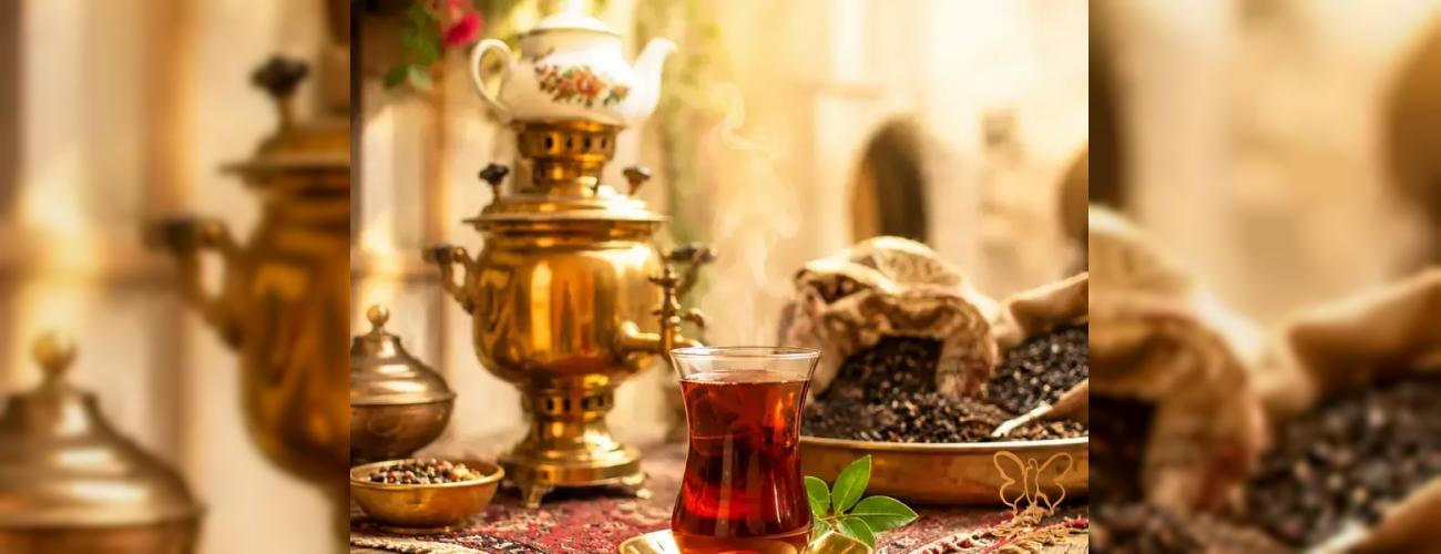 چای سیاه، دوست قلب و دشمن آهن؟ بررسی کامل فواید و عوارض در کلینیک شاپرک مشهد