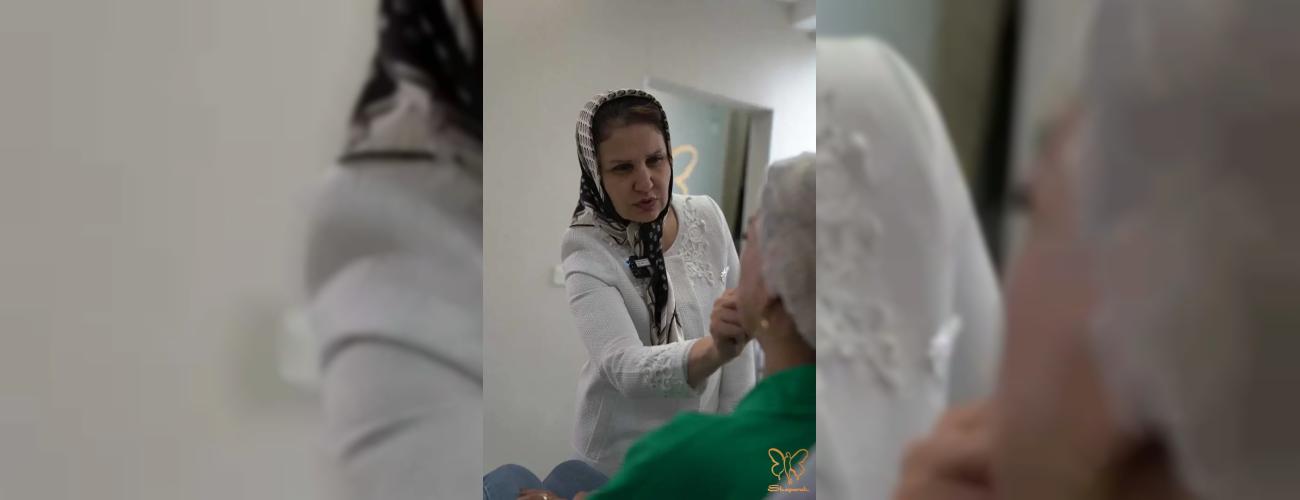 لیفت شقیقه با نخ روش کم‌تهاجمی برای رفع افتادگی ابرو و جوانسازی صورت در مشهد