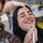 چرا پوست من کدر و خسته به نظر می‌رسد؟ | ۵ دلیل پنهان که ربطی به خواب ندارد