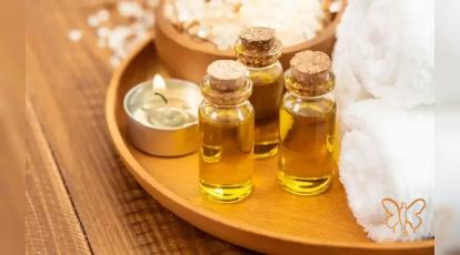 موهای ابریشمی و پوست شفاف: روغن‌ تراپی و درمان های کلینیک شاپرک مشهد 