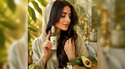 راز درخشش موها با روغن آووکادو + خدمات تخصصی کلینیک شاپرک طلایی مشهد