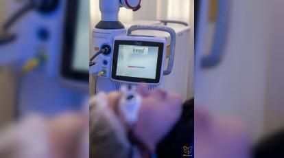 بخور صورت با بابونه و تاثیر آن بر منافذ باز پوست؛ افسانه یا واقعیت؟