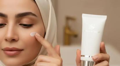 ضدآفتاب را به دور چشم: بزنیم یا نزنیم؟ پاسخ قطعی متخصصان پوست