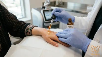 روغن ماکادمیا چیست؟ مکمل طلایی برای مزوتراپی و کاشت مو در مشهد