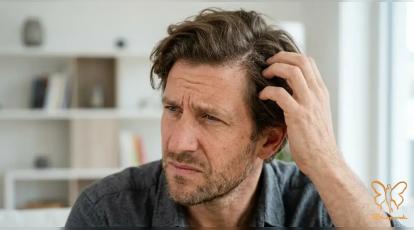 خارش سر نشانه کمبود چه ویتامینی است؟ راهنمای کامل کلینیک شاپرک طلایی