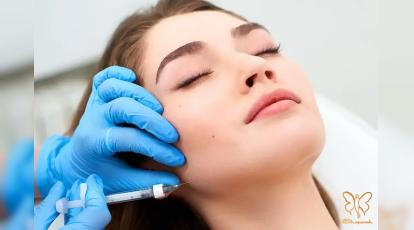 ژوویدرم یا جراحی فک؟ راز زاویه سازی صورت در مشهد بدون تیغ جراحی