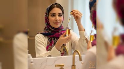 تونیک مو چیست؟ راز توقف ریزش و رویش مجدد + راهنمای تخصصی کلینیک شاپرک