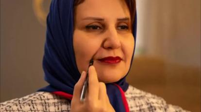 درمان قطعی خط خنده تزریق فیلر گونه یا خود خط خنده؟ پاسخ تخصصی در کلینیک شاپرک طلایی مشهد