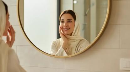 کلر استخر پوستتان را پیر می‌کند؟ | راهکارهای تخصصی کلینیک شاپرک طلایی